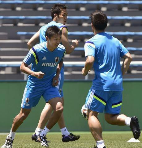 日本代表 海外組 自主トレでの着用スパイク : Kohei's BLOG サッカー