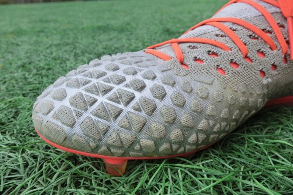 PUMA　フューチャー ４．１ネットフィット FG/AG　26.0cm/US8 レビュー】 PUMA フューチャー4.1 NETFIT FG/AG 評価・感想