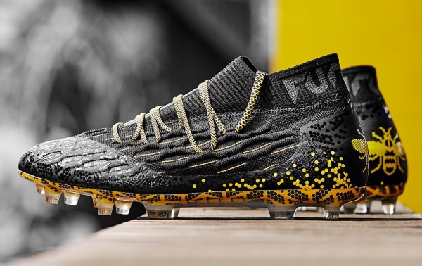 Puma フューチャー5.1マンチェスター・シティーコラボ サッカー