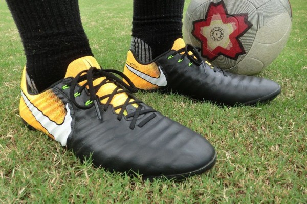 ナイキティエンポレジェンド7HG 26.5㎝ NIKE ナイキ ティエンポ レジェンド VII HG（ブラック×オレンジ