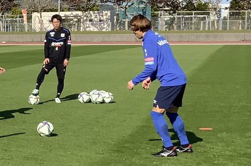 ガンバ大阪mf宇佐美貴史がアシックスのスパイクを着用 アディダスとの契約は Kohei S Blog サッカースパイク情報ブログ