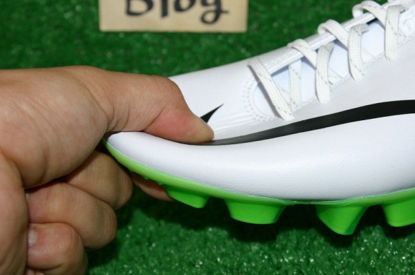NIKE マーキュリアルヴェイパー9 HG-V REF : Kohei's BLOG