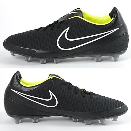 Nike Tiempo ブラック サッカーシューズ　取替式SG ティエンポ ジーノ SG 登場 : Kohei's BLOG サッカースパイク情報ブログ