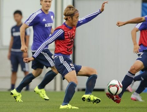 宇佐美&武藤】 ついにアディゼロF50からエース17.1LEに移行 : Kohei's