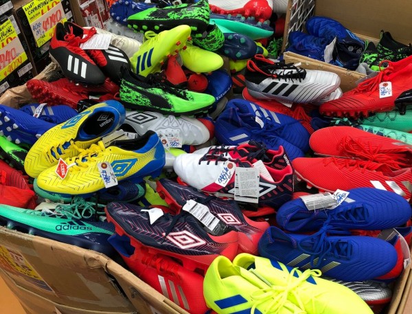 上野ロンドンスポーツで激安サッカースパイクを買ってみたレポート Vol 1 Kohei S Blog サッカースパイク情報ブログ 上野ロンドンスポーツで激安サッカースパイクを買ってみたレポート Vol 1 Kohei S Blog サッカースパイク情報ブログ