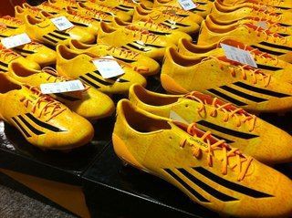 アディゼロ F50 メッシ ゴールドカラー : Kohei's BLOG サッカー