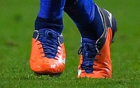 サッカー日本代表　吉田麻耶選手着用スパイク 選手特注 】サッカー日本代表 吉田麻也 選手特注 ミズノ