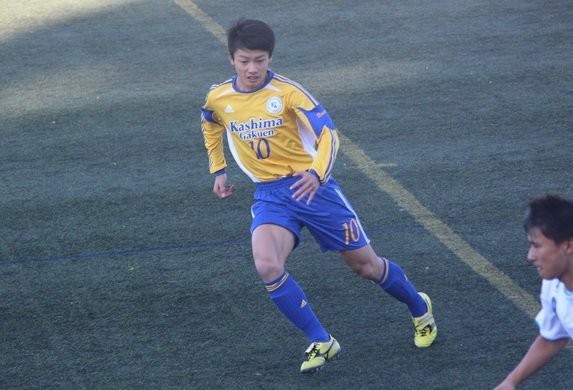 上田綺世がナイキと契約か!?「ティエンポレジェンド7と8」を着用開始