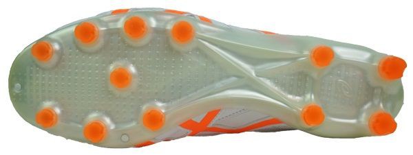 カズ 新品　asics DS LIGHT ワイド　白　オレンジ　26.0 ASICS アシックス DS LIGHT ワイド(ホワイト×オレンジ) 1103A069