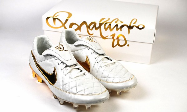 ナイキ ティエンポレジェンド 5 R10 FG 限定 : Kohei's BLOG サッカー