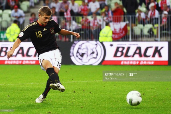 トニ・クロースがドイツ代表100試合出場達成！パティーク11proは