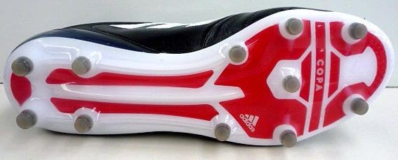 新色】 adidasスパイク 黒 チェッカードブラックパック 登場