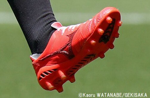 U-24日本代表DF相馬勇紀が着用する特注モレリアネオ3を考察