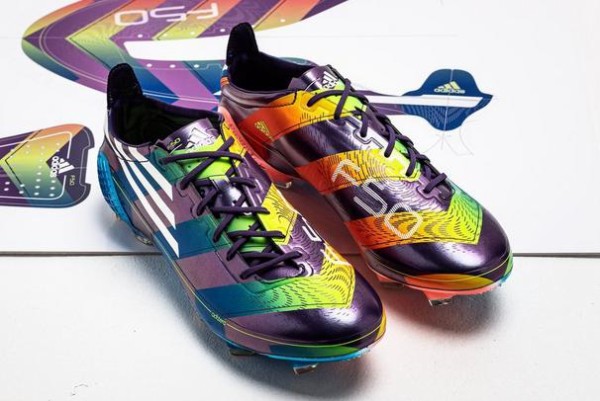 激アツ】ついにF50アディゼロが超限定復活！MEMORY LANE PACK登場