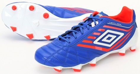 アンブロ　メデューサプロSG Umbro Medusae III Pro Boot Review - Soccer Cleats 101