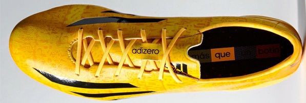 アディゼロ F50 メッシ ゴールドカラー : Kohei's BLOG サッカー