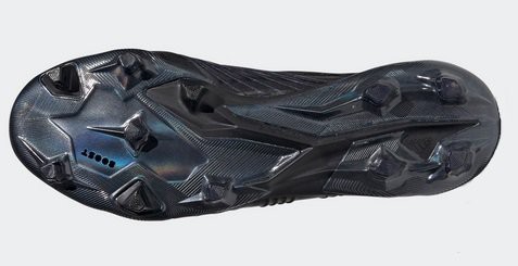 アディダススパイク ダークスクリプトパック 正式公開 オールブラック