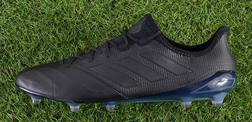 限定】 アディダス エース17.1FG/AG LEのブラックアウトが日本で