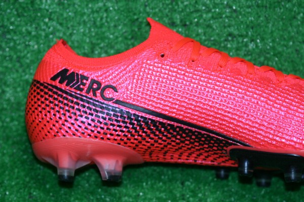 マーキュリアルヴェイパー13/SG-PRO ﾅｲｷ ｳﾞｪｲﾊﾟｰ 13 ｴﾘｰﾄ SG-PRO／サッカーショップKAMO