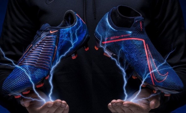 美品」ファントムベノムACC レアカラー ナイキ ファントムヴェノム 全