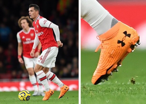 アンダーアーマーからニット採用サッカースパイクが登場！マグネティコ