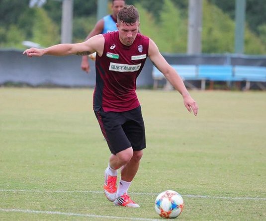 ポドルスキがアディダス「X99.1FG」を着用！その他の着用選手も