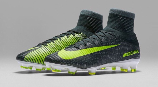 新色】 マーキュリアルスーパーフライ5 CR7 チャプター3 : Kohei's