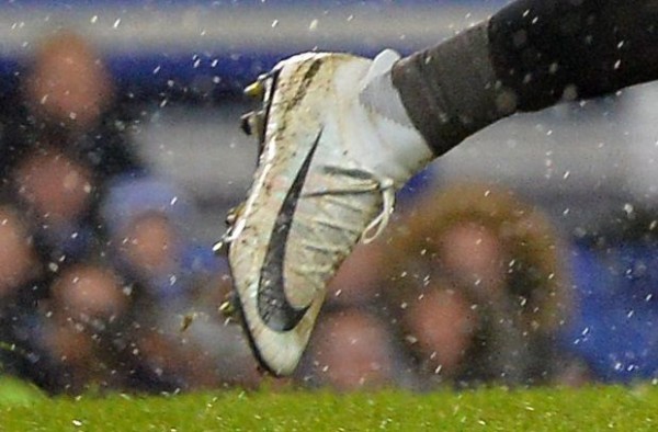 Nike マーキュリアルスーパーフライーサッカーシューズ　ロナウド Nike マーキュリアルスーパーフライサッカーシューズ スパイク