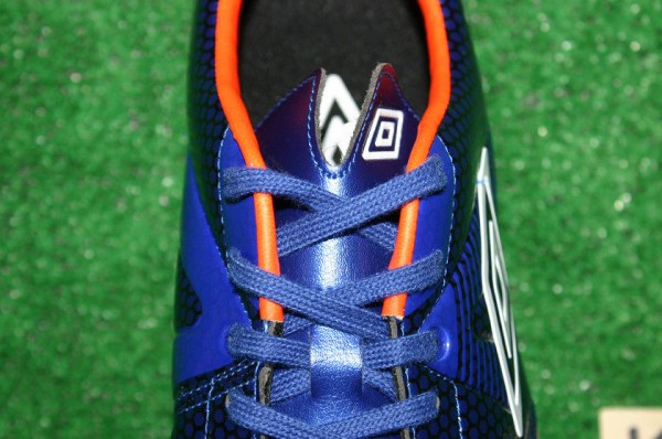 UMBRO アクセレイターESE : Kohei's BLOG サッカースパイク情報ブログ