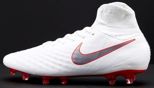サイズ感】 ナイキ マジスタオブラ2 エリート FG (マジスタオーパス2FG