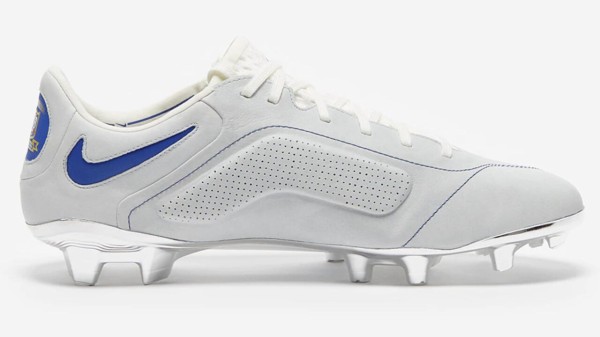 イタリア製のTIEMPOが限定発売「ティエンポレジェンド9 MADE IN