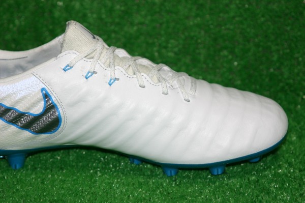 詳細】 ナイキ ティエンポレジェンド7 エリート HG (新型HGソール