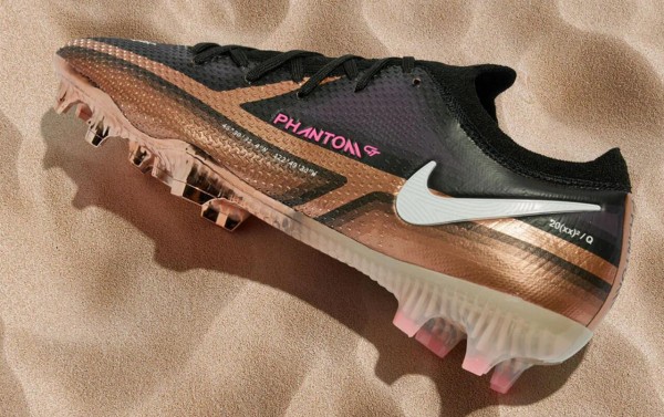 ナイキ新作スパイク「ファントムGX」正式公開 (ファントムGT2は