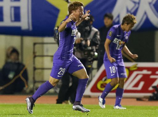 2015年　サンフレッチェ広島ユニフォーム　浅野拓磨選手　Mサイズ 浅野拓磨 着用スパイク 2015シーズン : Kohei's BLOG サッカー