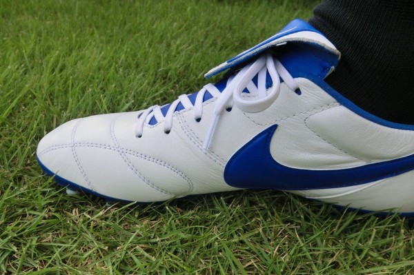 レビュー】 ナイキ ティエンポ プレミア2 FG : Kohei's BLOG サッカー