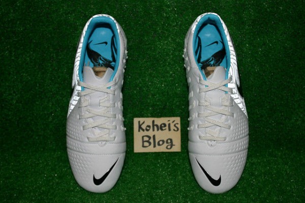 ナイキ CTR360マエストリ3 FG NIKE CTR360 マエストリ 3 FG REF ホワイトパック : Kohei's BLOG