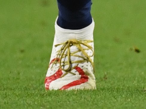 日本代表MF堂安律が特別仕様のPUMAフューチャー19.1を着用 : Kohei's