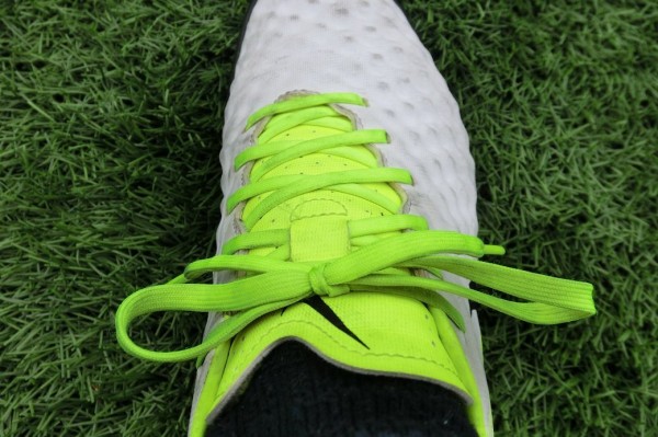 サッカースパイク ナイキ マジスタ X オンダ Ⅱ TF NIKE ナイキ マジスタ X オンダ Ⅱ TF（ホワイト×イエロー
