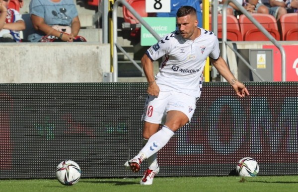 ドイツ代表実支給選手用長袖　サイズXLポドルスキ ドイツ代表実支給選手用長袖 サイズXLポドルスキ