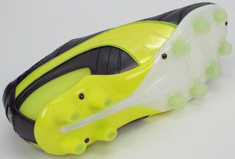 プーマ パラメヒコライト 15 登場 : Kohei's BLOG サッカー