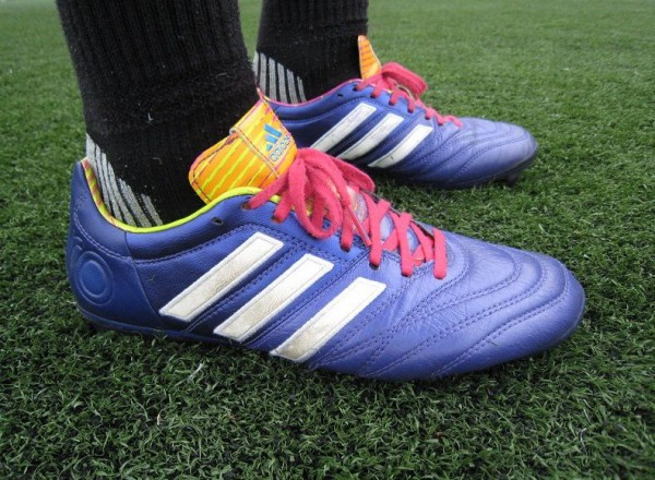 サッカースパイク アディダス パティーク 11 pro ジャパン HG 24.5
