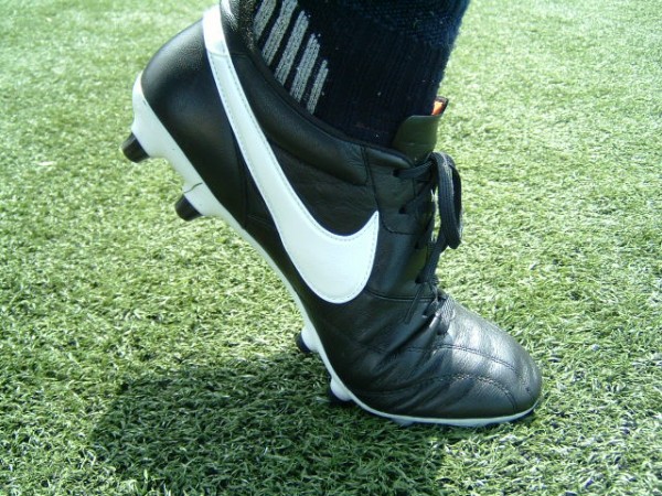 ナイキ ティエンポ プレミア FG レビュー : Kohei's BLOG サッカー