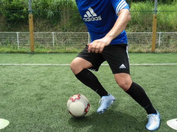 アディゼロF50が好きだった人はメッシ16.1FG/AGをチェックすべし