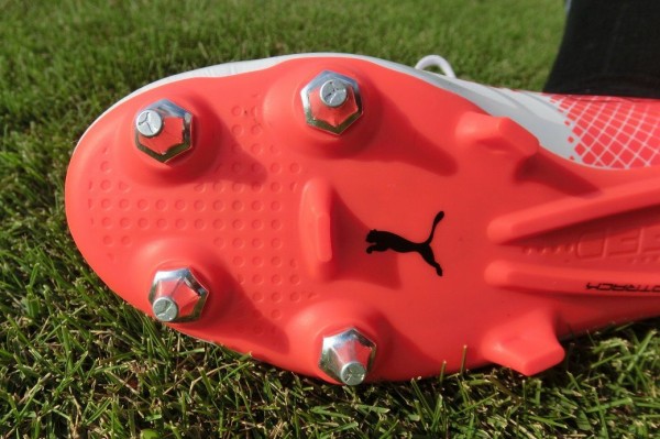 レビュー】 エヴォスピードSL-S II SGソール (取替え式スタッド