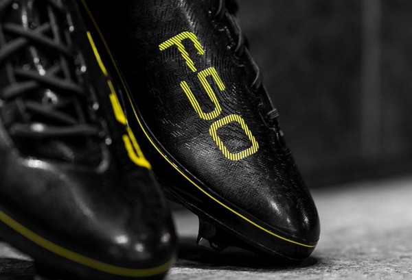 新品　26.5 Adidas F50 アディゼロ　レザー　復刻 激アツ】ついにF50アディゼロが超限定復活！MEMORY LANE PACK登場