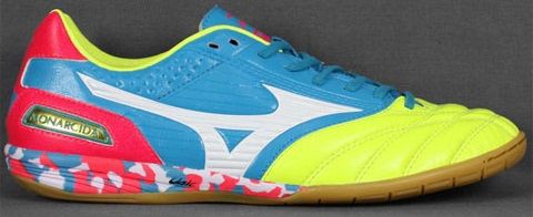フットサルシューズ】 ミズノ モナルシーダ SALA PRO 登場