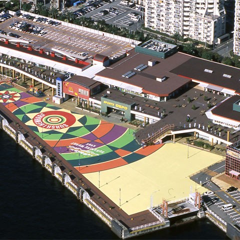 ミニ四駆を走らせよう W ﾉ タムタム サンシャインワーフ神戸店 黒鉄人のモブ四駆遊記