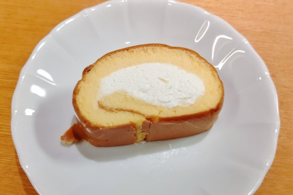 アンセリーズ 直売店 の ロールケーキ 小牧市入鹿出新田 小牧つーしん