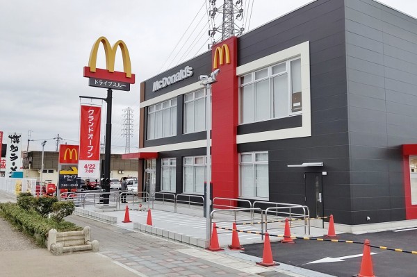 マクドナルド 19号春日井店 の外観が完成してる オープン日は4月22日 小牧つーしん