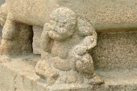 天邪鬼の石仏 : 彫物名鑑 小松堂